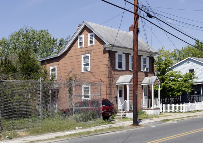 324-326 S 2nd St in Millville, NJ - Building Photo - Building Photo