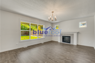 75 N Adair Dr in Hillsboro, OR - Building Photo - Building Photo