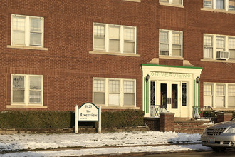 Riverview Apartments in Lakewood, OH - Building Photo - Building Photo