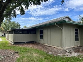 4114 NW Cinnamon Tree Cir in Jensen Beach, FL - Building Photo - Building Photo