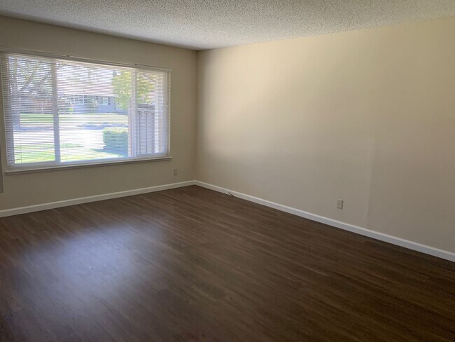 5809 Comanche Dr in San Jose, CA - Building Photo - Building Photo