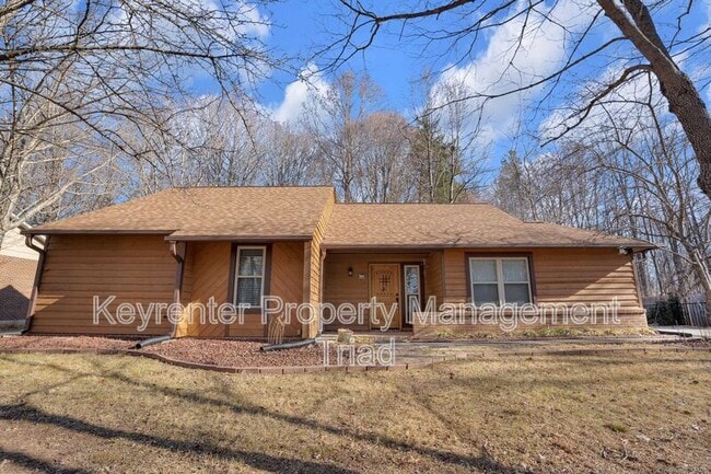 property at 5110 N Oaks Dr