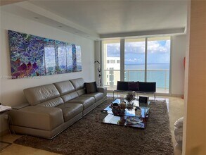 19333 Collins Ave in Sunny Isles Beach, FL - Building Photo - Building Photo