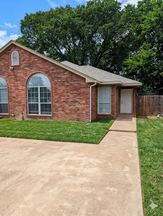 property at 1707 Tina Marie Rd