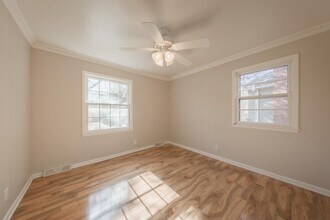 13032 W 102nd Terrace in Lenexa, KS - Building Photo - Building Photo