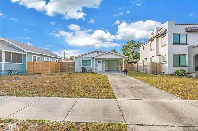 5026 3rd Ave S in St. Petersburg, FL - Building Photo - Building Photo