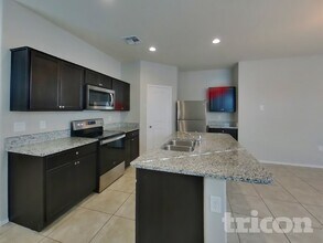 5288 Iridium Wy in San Tan Valley, AZ - Building Photo - Building Photo