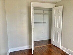 294 S Elmwood Ave in Buffalo, NY - Building Photo - Building Photo
