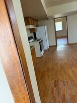 750 Bonham St, Unit 270 in Paris, TX - Building Photo