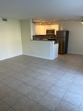 1870 Agora Cir SE in Palm Bay, FL - Foto de edificio - Building Photo