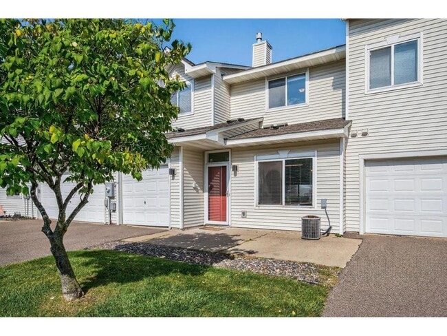 8983 Sawgrass Glen N