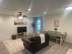 2401 Amelia Ave in Shreveport, LA - Building Photo