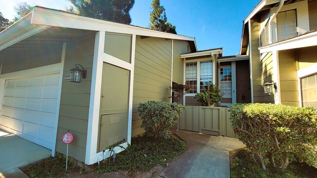 34249 Tempest Terrace in Fremont, CA - Foto de edificio - Building Photo