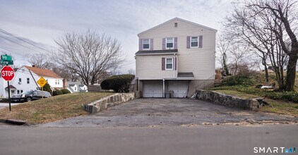 51 View St W in Greenwich, CT - Building Photo - Building Photo