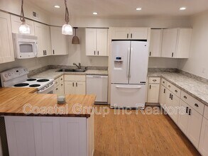 402 Duck Hunter Ct in Virginia Beach, VA - Building Photo - Building Photo