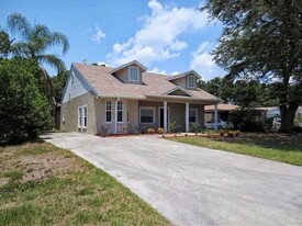 4413 W Wallcraft Ave in Tampa, FL - Foto de edificio - Building Photo