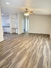 242 7th Way in Interlachen, FL - Building Photo - Building Photo