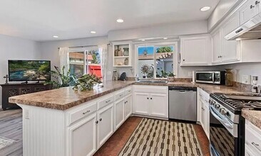 3201 Via Pescado in Carlsbad, CA - Building Photo - Building Photo