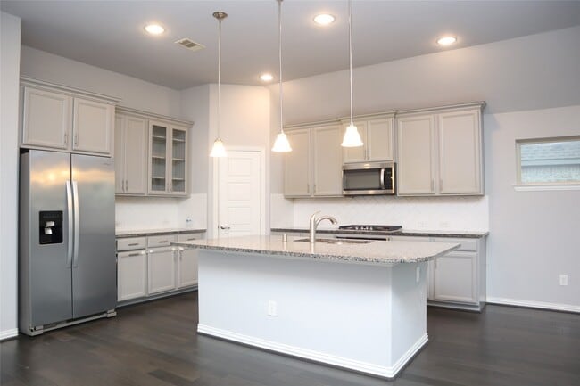 property at 4553 New Country Dr