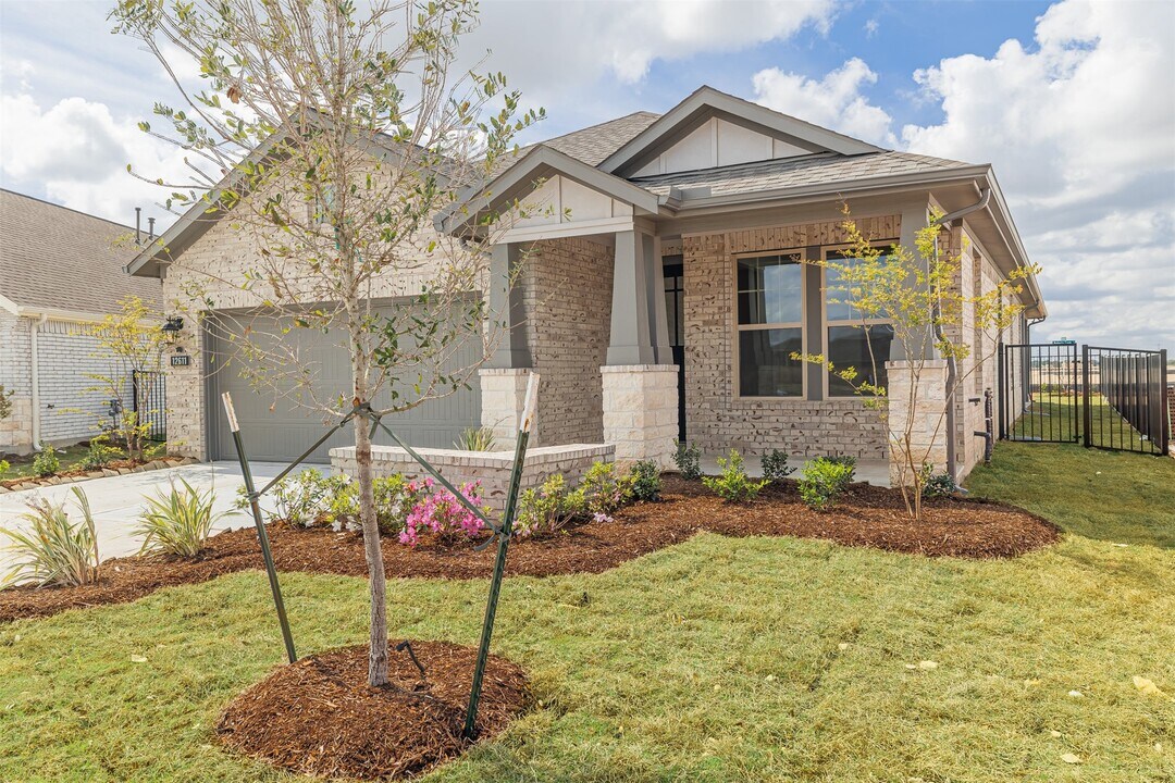 12611 White Pelican Ct in Cypress, TX - Building Photo