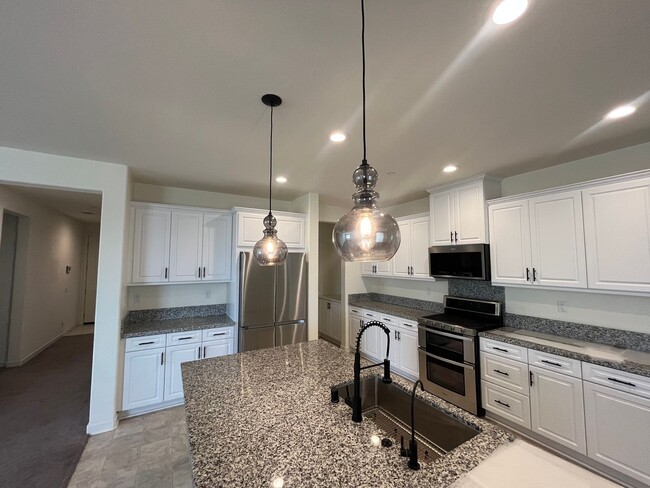 31053 Catania Cir in Menifee, CA - Foto de edificio - Building Photo