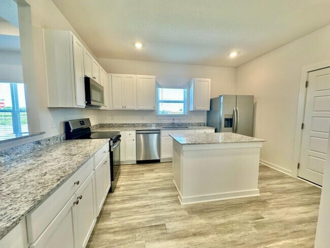 494 Arrowwood Blvd in Freeport, FL - Foto de edificio - Building Photo