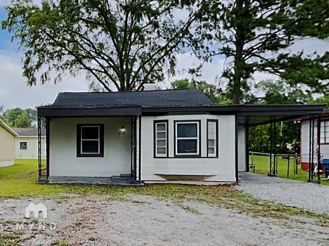 property at 713 Woodward Rd