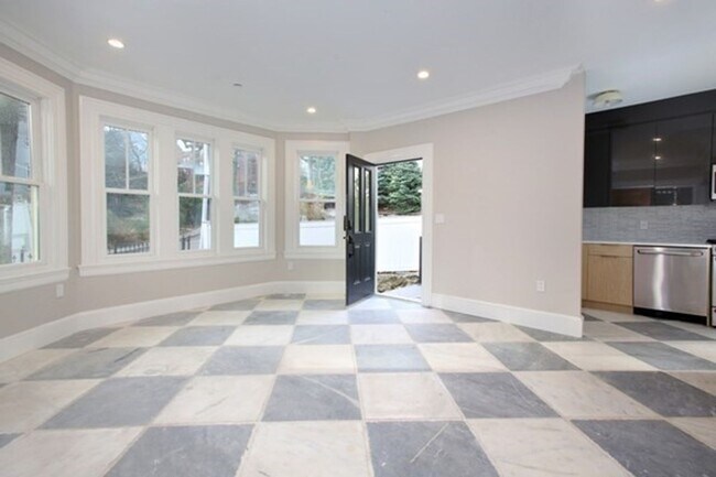 property at 15 Lanark Rd