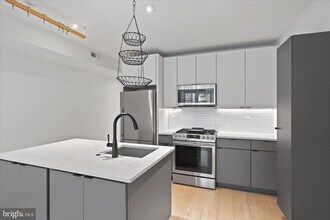 1963 Biltmore St NW in Washington, DC - Building Photo - Building Photo