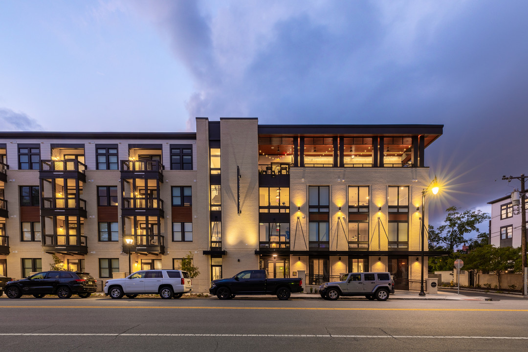 The Bowery in Savannah, GA - Building Photo