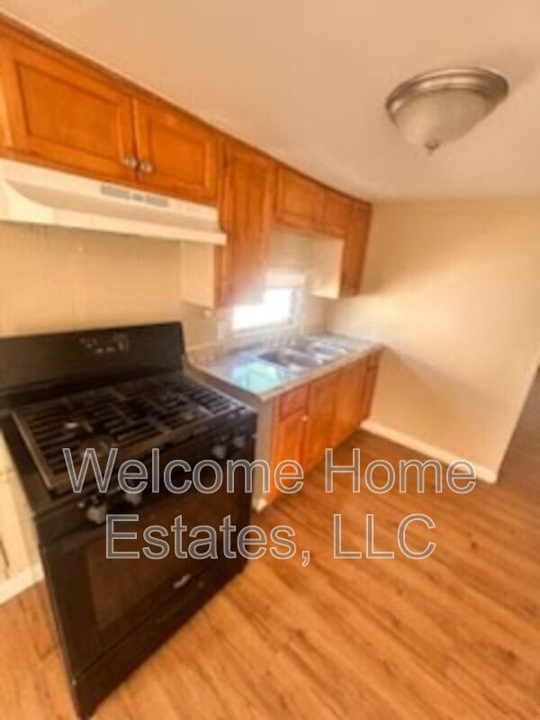 110 E Prince Rd in Tucson, AZ - Building Photo - Building Photo