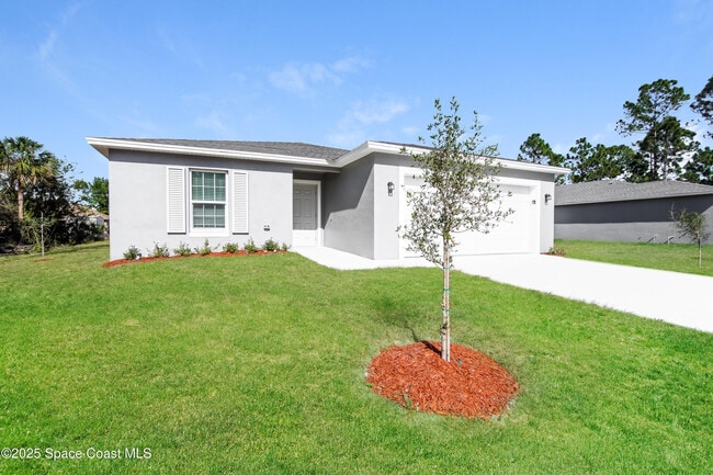 2627 Trinity Ave SE in Palm Bay, FL - Building Photo - Building Photo