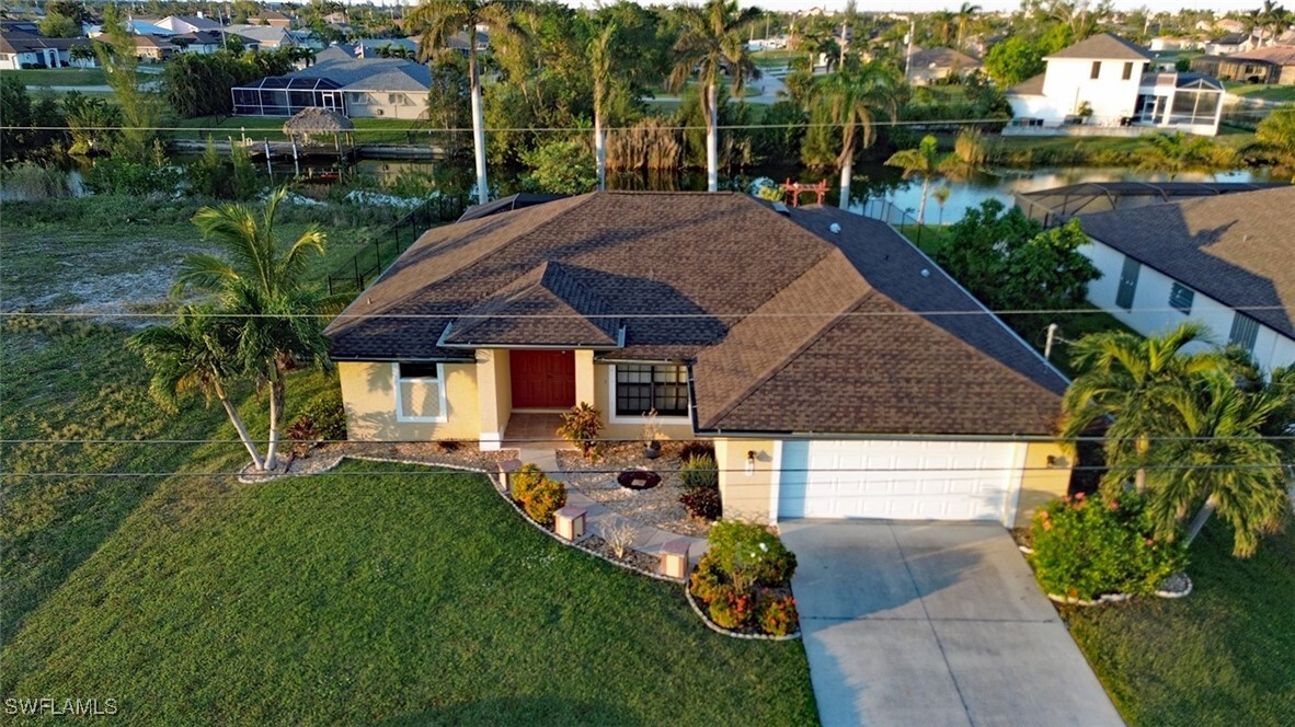 235 SW 28th Terrace in Cape Coral, FL - Building Photo