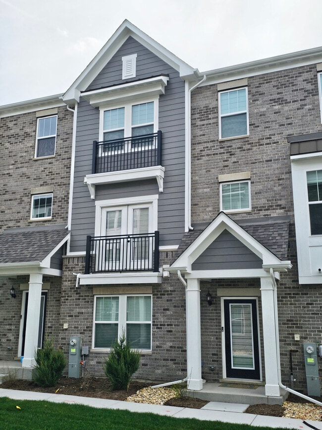 property at 6303 Sandbelt Dr