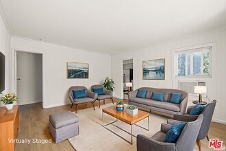14721 Sylvan St in Los Angeles, CA - Building Photo - Building Photo