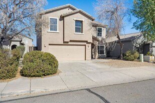 3076 W Silver Creek Dr in San Tan Valley, AZ - Building Photo