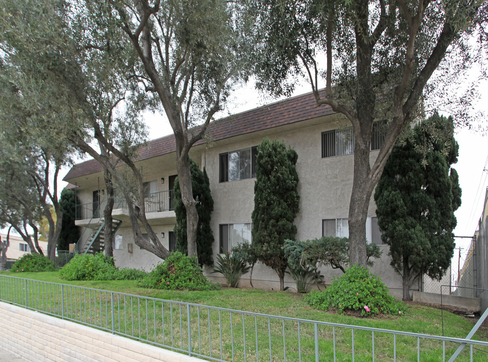 Granada Terrace Apartments in National City, CA - Foto de edificio