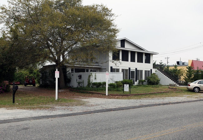 407 12th Ave S in Myrtle Beach, SC - Building Photo - Building Photo