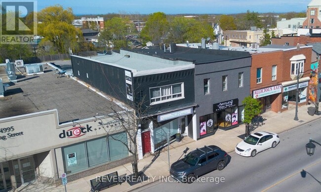 4993-4993 King St