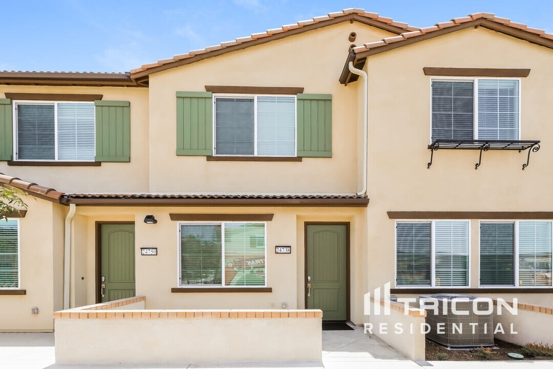 24738 Ahora Ct in Wildomar, CA - Building Photo