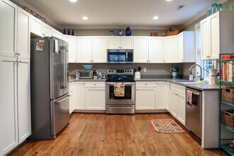12 Boyce Springs Ave in Greenville, SC - Building Photo - Building Photo