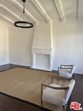 1285 N Crescent Heights Blvd in West Hollywood, CA - Building Photo - Building Photo