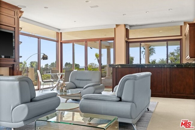 property at 1915 Carla Ridge