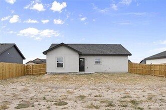 1808 Unity Dr in Mercedes, TX - Building Photo - Building Photo