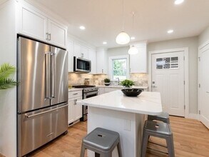 70 Moreland St in Somerville, MA - Building Photo - Building Photo