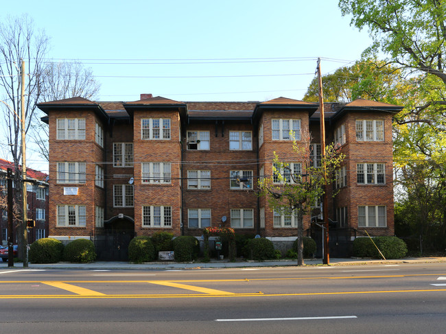 The Deerfield in Atlanta, GA - Building Photo - Building Photo