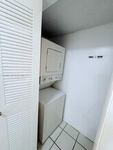 666 NW 114th Ave in Miami, FL - Building Photo - Building Photo