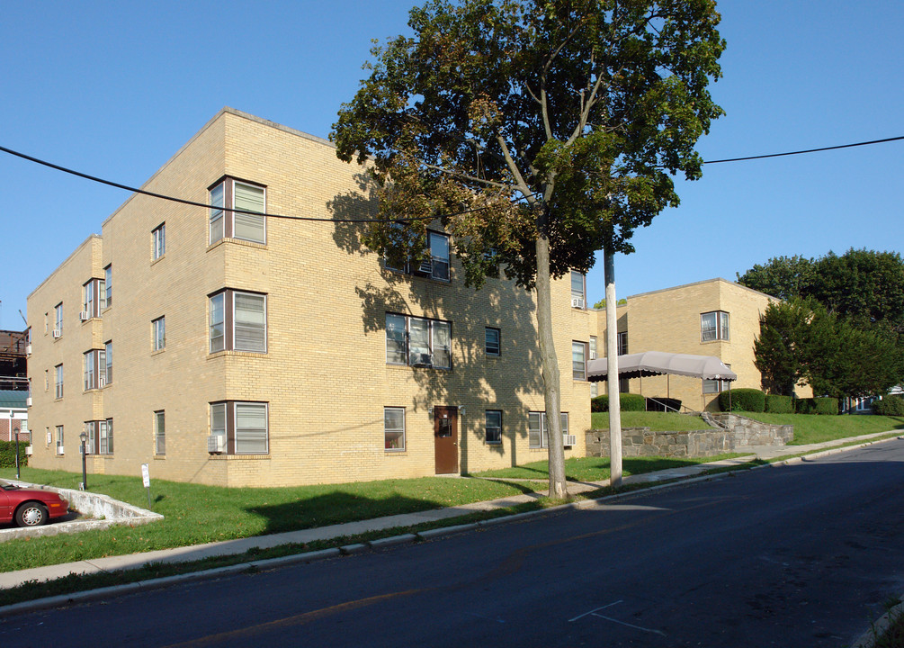 2 S West St in Allentown, PA - Foto de edificio