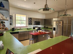 223 Golf Aire Blvd in Haines City, FL - Foto de edificio - Building Photo