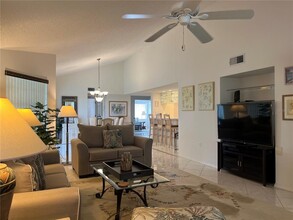 1397 Perico Point Cir-Unit -1397 in Bradenton, FL - Building Photo - Building Photo